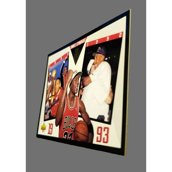 1993-94 Upper Deck MICHAEL JORDAN Three Straight '91 '92 '93 NBA Card #SP-4 HOF - Picture 4 of 11